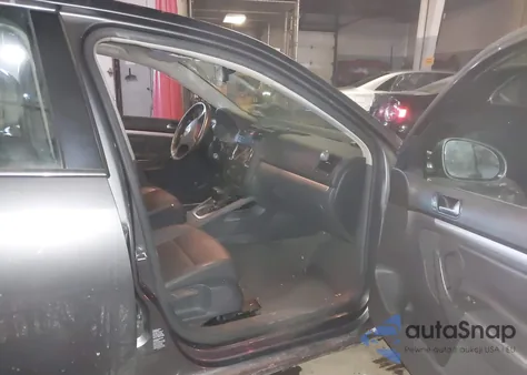 2006 Volkswagen Jetta 2.5 from USA, damaged, VIN 3VWSG71K46M698290